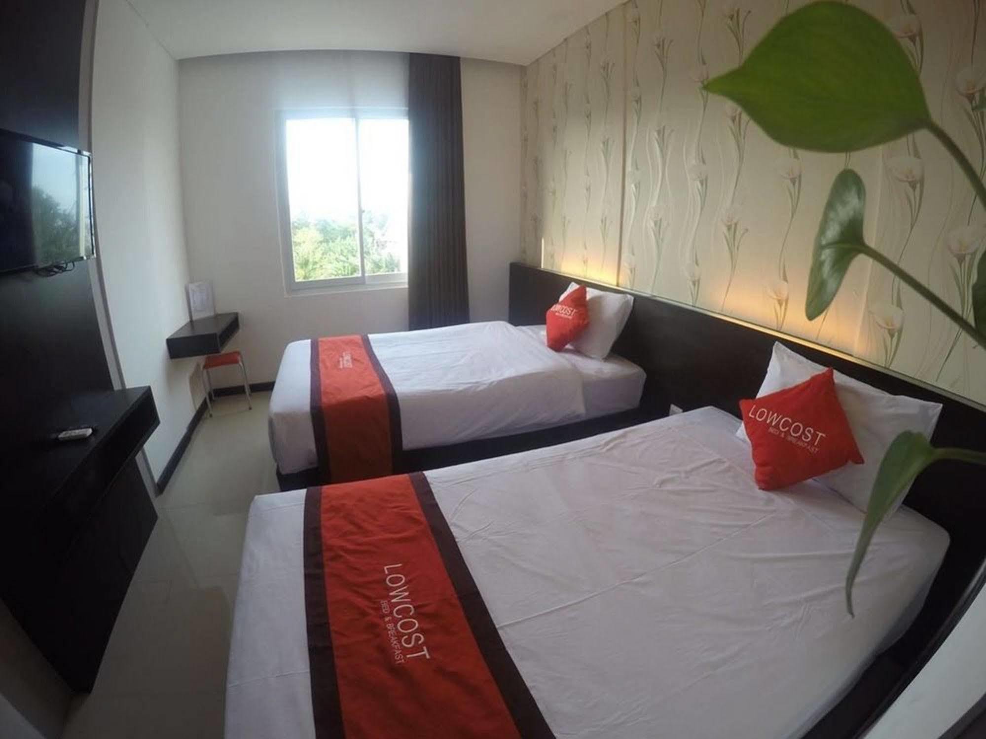 Lowcost Bed & Breakfast Jimbaran Dış mekan fotoğraf